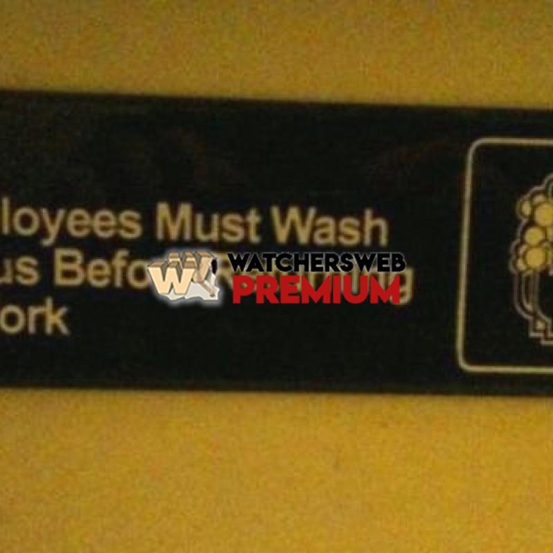 Employees Must Wash - p - Jermaine