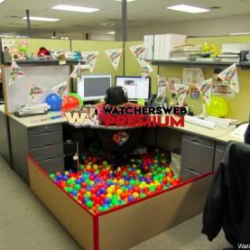 Birthday Cubicle - p - Jermaine