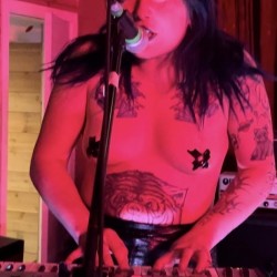 Chairman's Sexy Keyboardist